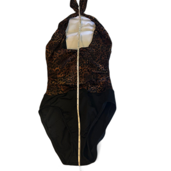 Miraclesuit Leopard Print Halter Type Top with Black Bottoms - Picture 5 of 8